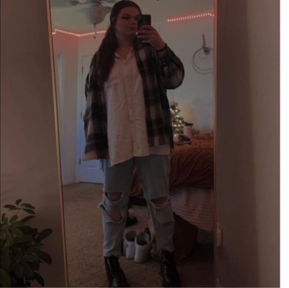 Meet your Posher, Emma - Picture 1 of 1